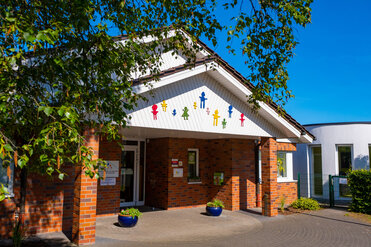 Außenansicht Eingangsbereich